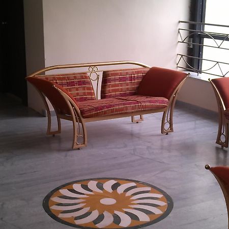 Jal Sagar Hotel Vadodara Buitenkant foto