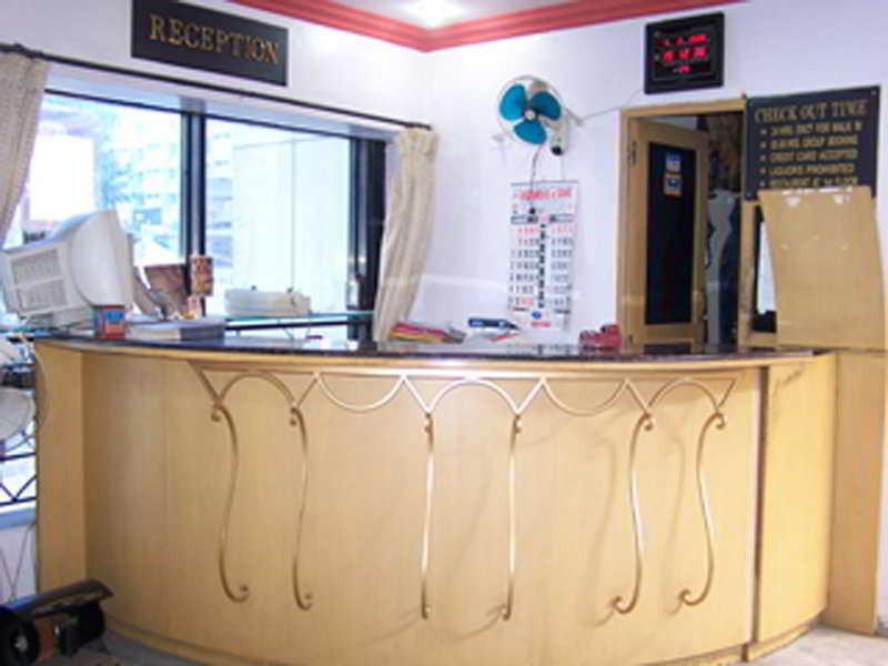 Jal Sagar Hotel Vadodara Buitenkant foto